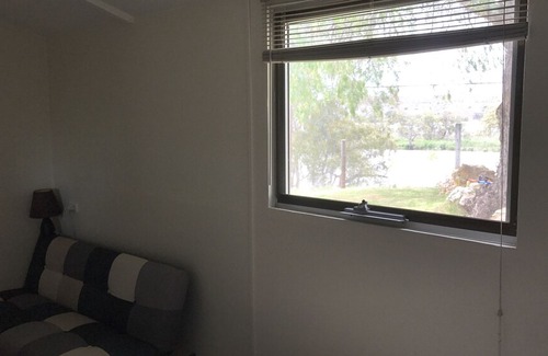 Younghusband Casa | River Respite @ Younghusband Long weekends 3 night minimum : linen provided