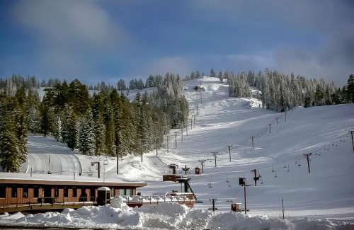 Century West Apartamento | River Ridge 321A&B - Mount Bachelor Village Resort