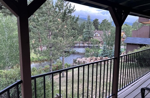 Estes Park Casa | River Ridge Cottages