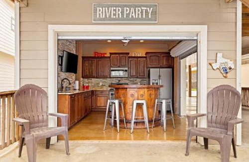 New Braunfels Casa | River Road Villas #2