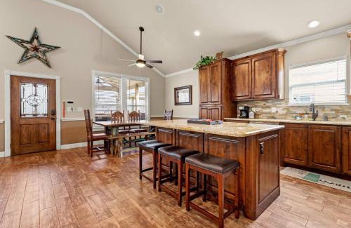 New Braunfels Casa | River Road Villas #2
