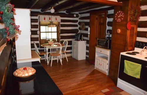 Elkins Cabina | River’s Edge Cabin: perfecto para romance / aventuras al aire libre / relajación