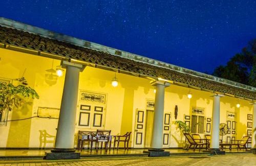 Hikkaduwa Hotel | River's Edge