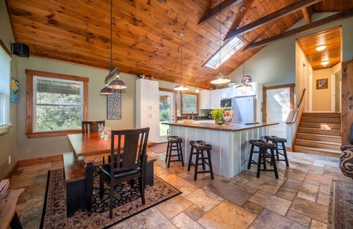 Brevard Casa | River`s Edge Near DuPont | 3 Bed, 2 Bath