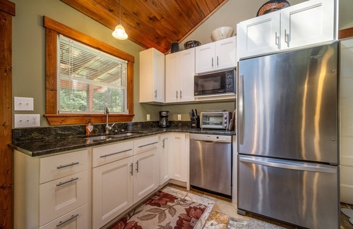 Brevard Casa | River`s Edge Near DuPont | 3 Bed, 2 Bath