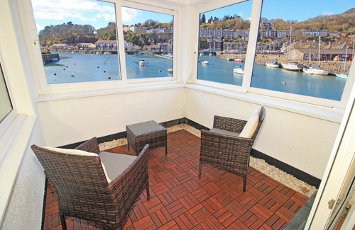 Porthmadog Cabaña | River's Edge Penthouse