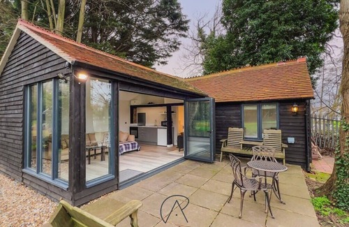 Windsor Cabina | River's Edge Retreat:A Cosy 1-Bed Cabin in Windsor