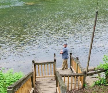 Cullowhee Chalet De Esquí | River's Edge