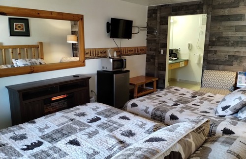Ohiopyle Hotel | River's End | 1BR,1BA, Cabinesque Hotel in Ohiopyle