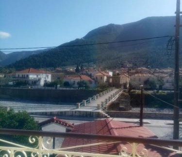 Leonidio Apartamento | River's House in the center town