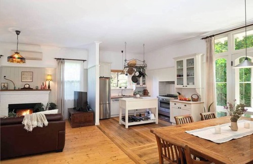 Warburton Casa | Warburton Riverside Sanctuary
