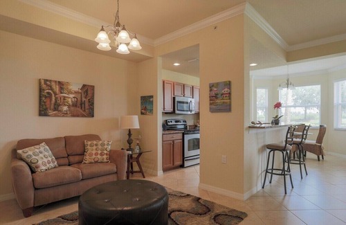 Braden River Condominio | River Strand Condominium with Golf Course Views - Golf Membership Included - Sunnyside Up