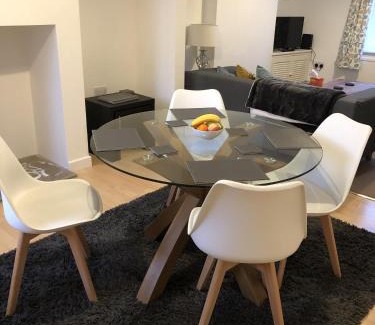 Lancaster Casa | River Terrace
