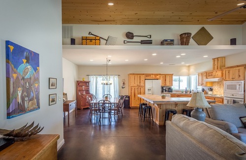 Three Rivers Casa | River Trail House - River and 4 Bedrooms