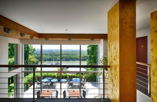 Old Town Hotel | River View Apartments Hotel