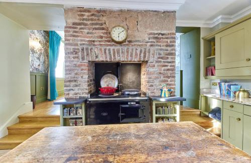 Berwick-upon-Tweed Casa | River View: Characterful Townhouse, Stunning Views