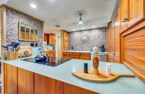 Welaka Condominio | River-View Condo w/ Boat Slip in Welaka!