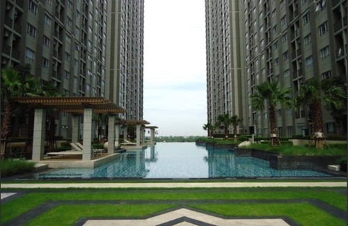 Bang Kra So Condominio | River view pool gym train market wifi