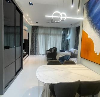 Kuching Apartamento | River view RDA 13A07A with balcony