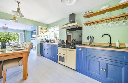West Looe Casa | River View Retreat - family house close to the centre of Looe