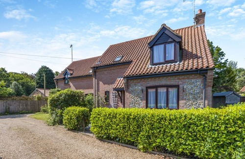Saxthorpe Casa | Riverbank Cottage - Saxthorpe
