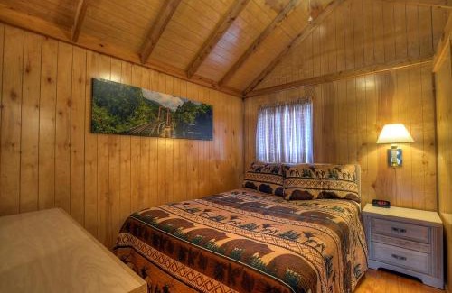 Bryson City Hotel | Riverbend Lodging