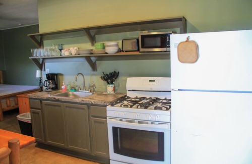 Uvalde County Hotel | Riverbend on the Frio Motel 12