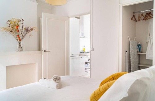 De Weteringschans Casa | Riverbridge Suite - Historic Center Canal District