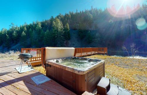 South Fork Casa | Rivercrest
