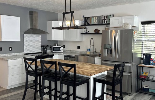 Rockfield Casa | Riverfront 3BR Retreat Sleeps 8 Peaceful Tippecanoe Getaway