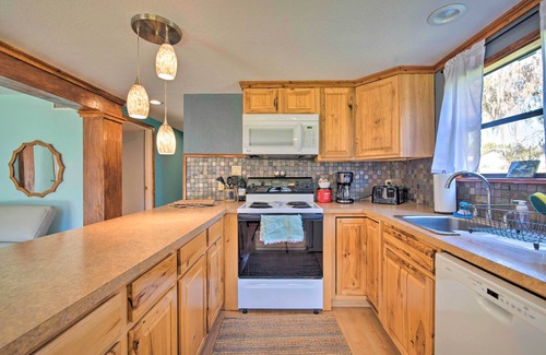 Dunnellon Apartamento | Riverfront Apt w/ Kayak Launch in Dunnellon