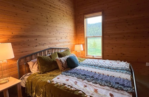 Swan Valley Casa | Riverfront Bliss: Unwind in a Serene Cabin on the South Fork of the Snake River