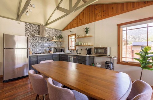 Three Rivers Cabina | Riverfront Cabin - Private River Access & Hot Tub