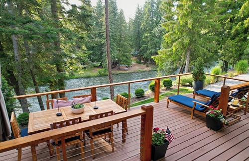 Ardenvoir Casa | Chalet frente al río, cerca de lagos, montañas y Leavenworth!