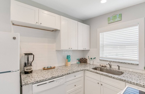 Orlando Beach Apartamento | ¡Comunidad FRENTE AL RÍO en COCOA BEACH con un corto paseo a la playa!