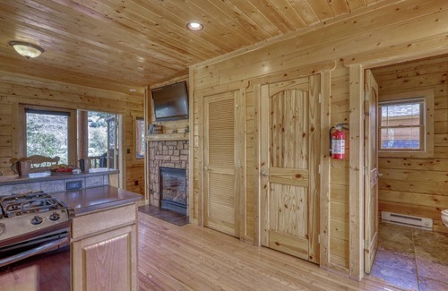 Pagosa Springs Cabina | Last-Minute Summer Escape! 10% Discounts for August Only!