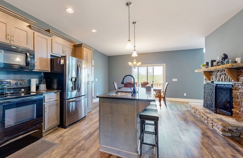 Dixon Springs Casa | Riverfront, dog-friendly home with large property, playhouse, firepit & den