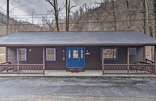 Elkins Casa | Riverfront Elkins Home with Fireplace and Deck!
