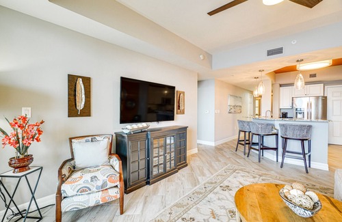 East 1st Street Condominio | Riverfront Fort Myers Condo w/ Community Amenities