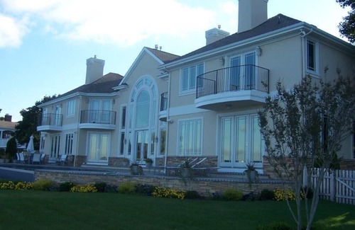 Monmouth Beach Casa | Riverfront Gem En parte más ancha de Río Shrewsbury