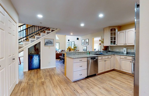 South Fork Cabina | Riverfront Home w/ a Private Hot Tub, Gazebo, Deck w/ River Views, & Free WiFi