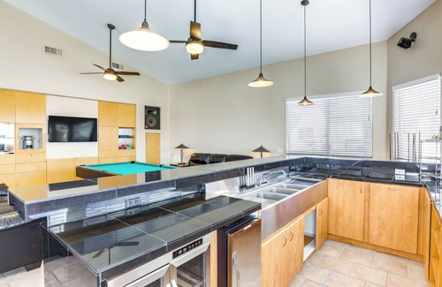 Parker Dam Casa | Riverfront Home w/ Dock & Pool Table in Parker!