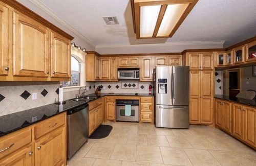 Matagorda Casa | Riverfront Home w/ Fishing Pier, Minutes to Beach
