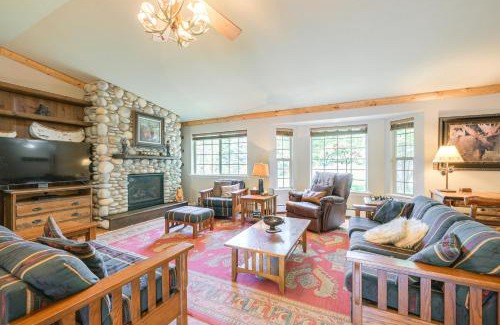 San Juan River Village Casa | Riverfront Home with Hot Tub about 19 Mi to Wolf Creek!