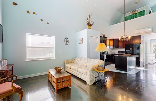 Highland Casa | Riverfront home with internet, washer and dryer, and perfect for kayaking