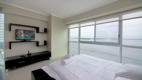 Las Peñas Apartamento | Riverfront I 2, piso 4, suite vista al rio, Puerto Santa Ana, Guayaquil