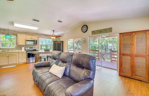 Crystal River Casa | Riverfront Inglis Duplex w/ Shared Dock & Fire Pit