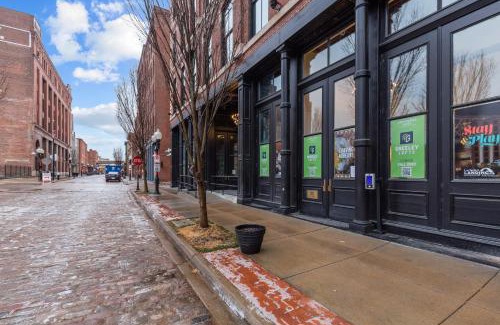 Downtown St. Louis Apartamento | Riverfront Loft - Gym Cafe - G203