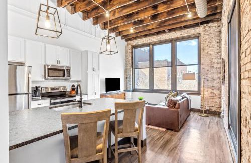 Downtown St. Louis Apartamento | Riverfront Loft - Walk to Arch, Casino, Convention Center