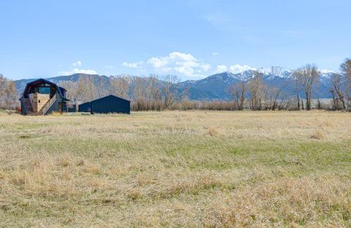 Whitehall Casa | Riverfront Montana Retreat - Deck, Fire Pit and Pond